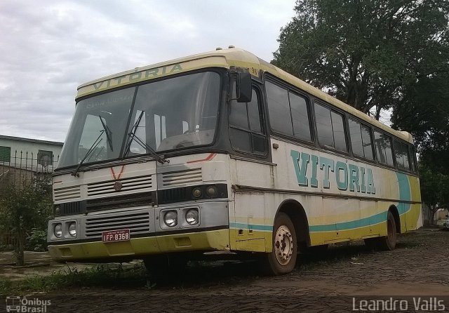 Transporte Coletivo Vitória 01 na cidade de Santo Ângelo, Rio Grande do Sul, Brasil, por Leandro Melo Valls. Número da foto: #2628281.