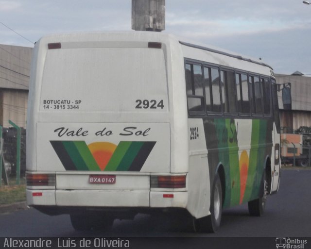 Transportadora Vale do Sol 2924 na cidade de Botucatu, São Paulo, Brasil, por Alexandre  Luis de Oliveira. ID da foto: 2630106.