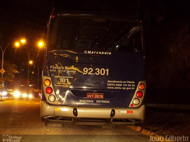 Empresa de Ônibus Pássaro Marron 92.301 na cidade de Guaratinguetá, São Paulo, Brasil, por Joao Gilberto. Número da foto: #2633081.