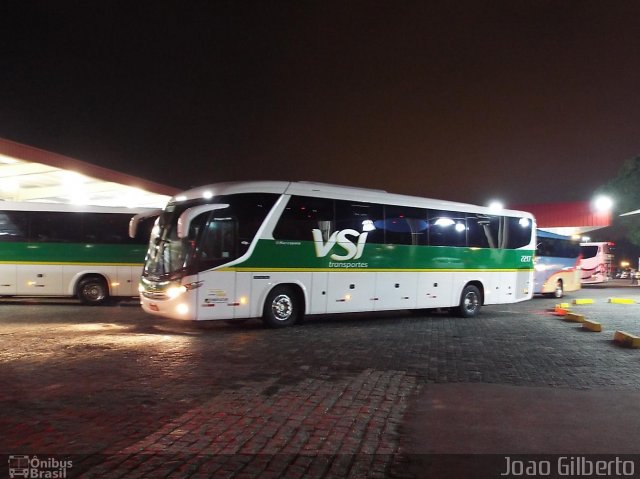 VSI - Viação Santo Ignácio 2217 na cidade de Guaratinguetá, São Paulo, Brasil, por Joao Gilberto. ID da foto: 2633088.