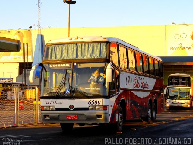 Expresso São Luiz 6500 na cidade de Goiânia, Goiás, Brasil, por Paulo Roberto de Morais Amorim. Número da foto: #2633426.