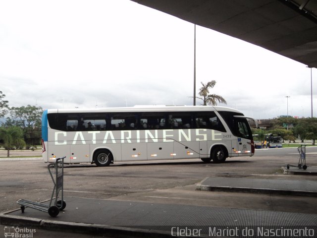 Auto Viação Catarinense 3432 na cidade de Florianópolis, Santa Catarina, Brasil, por Cleber  Mariot do Nascimento. ID da foto: 2636154.