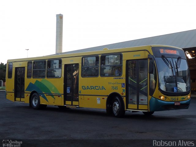 Viação Garcia 7545 na cidade de Paranavaí, Paraná, Brasil, por Robson Alves. Número da foto: #2682030.
