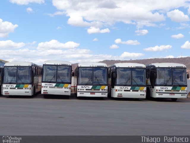 Empresa Gontijo de Transportes 9595 na cidade de Montes Claros, Minas Gerais, Brasil, por Thiago  Pacheco. Número da foto: #2698865.