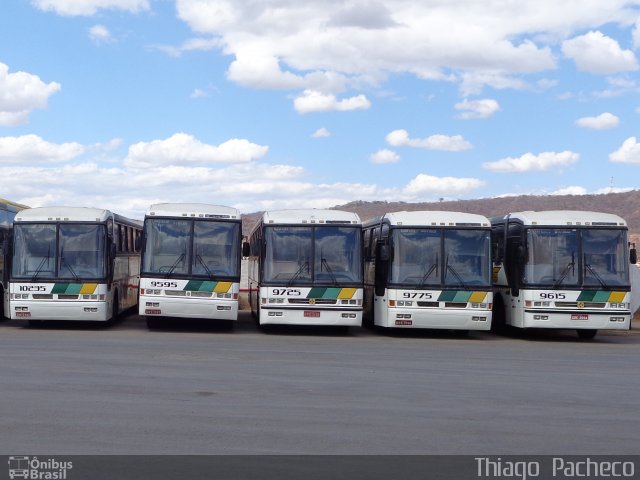 Empresa Gontijo de Transportes 9595 na cidade de Montes Claros, Minas Gerais, Brasil, por Thiago  Pacheco. ID da foto: 2698865.