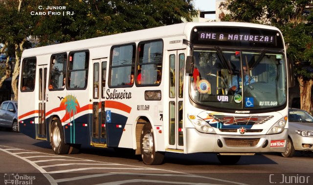 Auto Viação Salineira RJ 111.069 na cidade de Cabo Frio, Rio de Janeiro, Brasil, por Clovis Junior. ID da foto: 2700890.