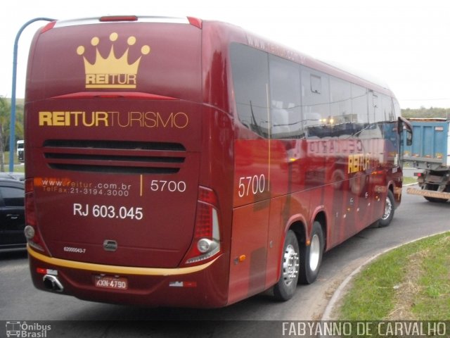 Reitur Turismo 5700 na cidade de Belford Roxo, Rio de Janeiro, Brasil, por Fabiano Magalhaes. Número da foto: #2701333.