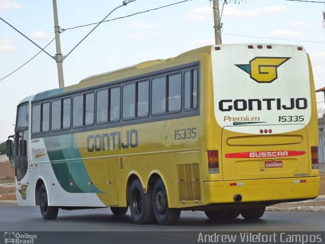 Empresa Gontijo de Transportes 15335 na cidade de Pirapora, Minas Gerais, Brasil, por Andrew Campos. ID da foto: 2707883.