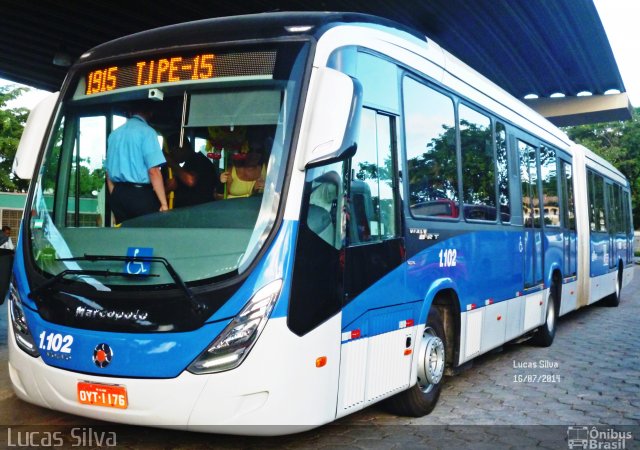 Cidade Alta Transportes 1.102 na cidade de Olinda, Pernambuco, Brasil, por Lucas Silva. Número da foto: #2713940.