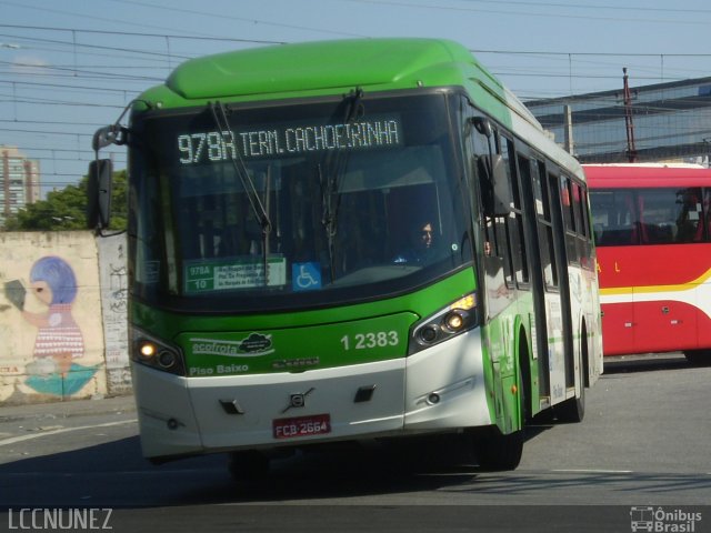 Viação Gato Preto 1 2383 na cidade de São Paulo, São Paulo, Brasil, por Luis Nunez. Número da foto: #2716638.