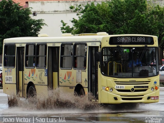 Viação Abreu 54-011 na cidade de São Luís, Maranhão, Brasil, por João Victor. ID da foto: 2718582.