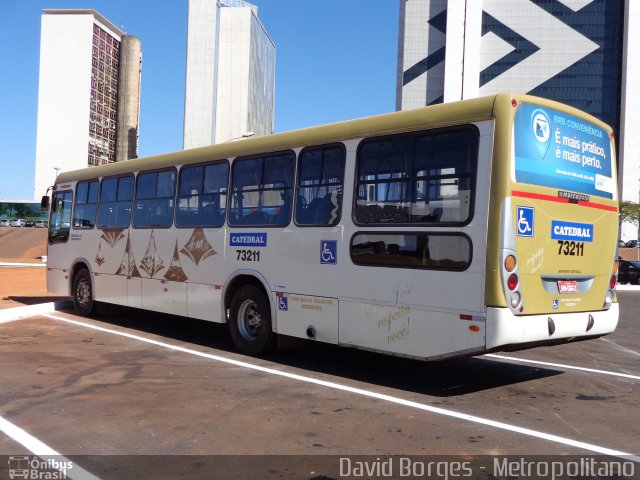 Advance Catedral Transportes 73211 na cidade de Brasília, Distrito Federal, Brasil, por David Borges. Número da foto: #2719015.
