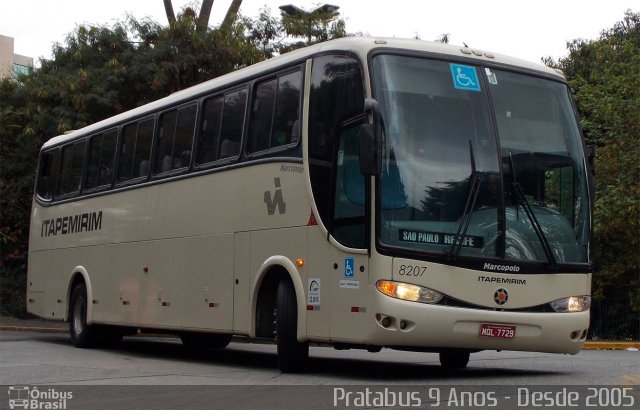 Viação Itapemirim 8207 na cidade de São Paulo, São Paulo, Brasil, por Cristiano Soares da Silva. ID da foto: 2722083.