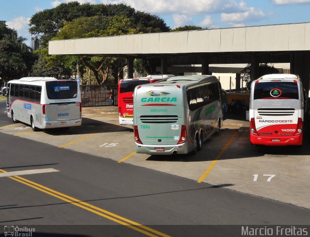 Viação Garcia 7896 na cidade de Ribeirão Preto, São Paulo, Brasil, por Marcio Freitas. ID da foto: 2724558.