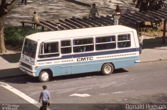 CMTC - Companhia Municipal de Transportes Coletivos 9001 na cidade de São Paulo, São Paulo, Brasil, por Donald Hudson. ID da foto: 2723719.