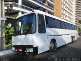 Ônibus Particulares 4698 na cidade de Fortaleza, Ceará, Brasil, por Amós  Mattos. Número da foto: #2722943.
