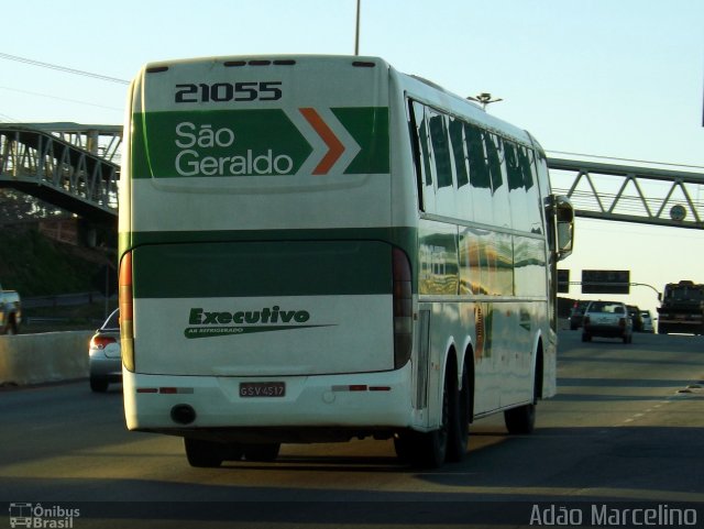 Cia. São Geraldo de Viação 21055 na cidade de Belo Horizonte, Minas Gerais, Brasil, por Adão Raimundo Marcelino. ID da foto: 2728746.