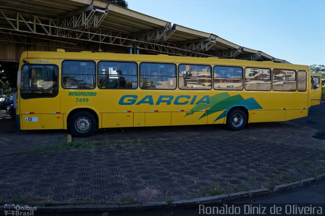 Viação Garcia 7499 na cidade de Mandaguaçu, Paraná, Brasil, por Ronaldo Diniz de Oliveira. ID da foto: 2729403.