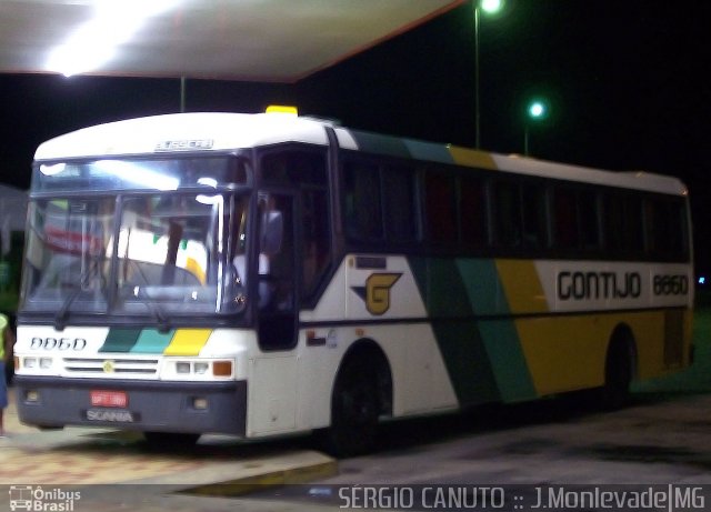 Empresa Gontijo de Transportes 8860 na cidade de João Monlevade, Minas Gerais, Brasil, por Sérgio Augusto Braga Canuto. ID da foto: 2731320.