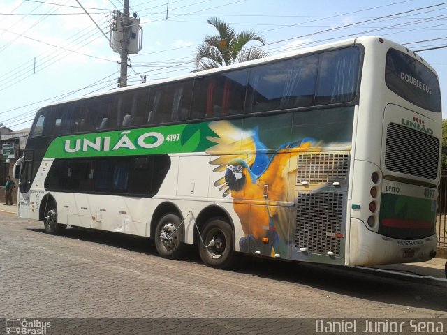 Empresa União de Transportes 4197 na cidade de Itabirito, Minas Gerais, Brasil, por Daniel Junior Sena. Número da foto: #2732550.