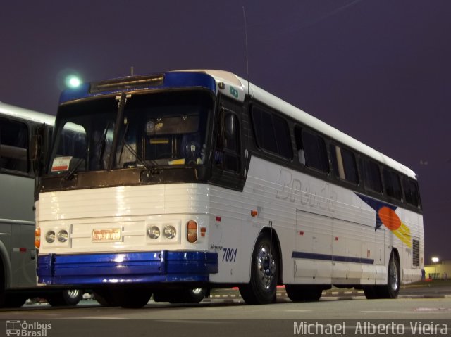 Brenda Turismo 7001 na cidade de Barueri, São Paulo, Brasil, por Michael  Alberto Vieira. ID da foto: 2734272.