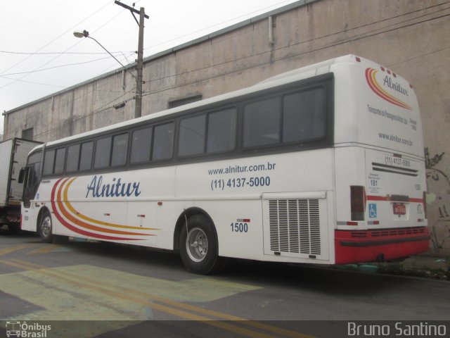 Alnitur 1500 na cidade de Taboão da Serra, São Paulo, Brasil, por Bruno Santino. Número da foto: #2737669.