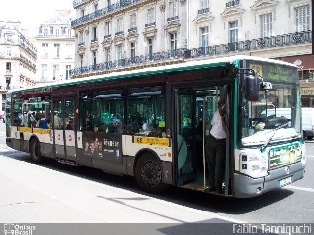 Régie Autonome des Transports Parisiens 3278 na cidade de Paris, Île-de-France, França, por Fábio Takahashi Tanniguchi. ID da foto: 2740658.