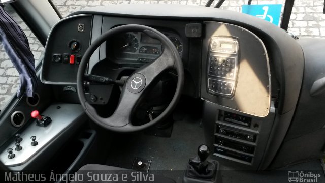 UTIL - União Transporte Interestadual de Luxo 13001 na cidade de Valença, Rio de Janeiro, Brasil, por Matheus Ângelo Souza e Silva. Número da foto: #2739944.
