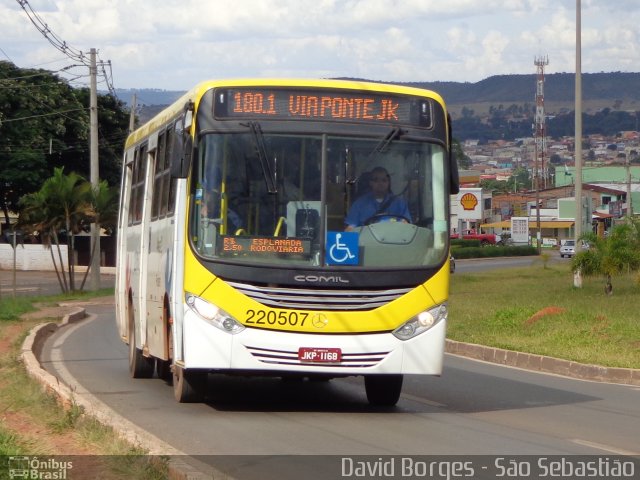 Viação Pioneira 220507 na cidade de São Sebastião, Distrito Federal, Brasil, por David Borges. ID da foto: 2688995.