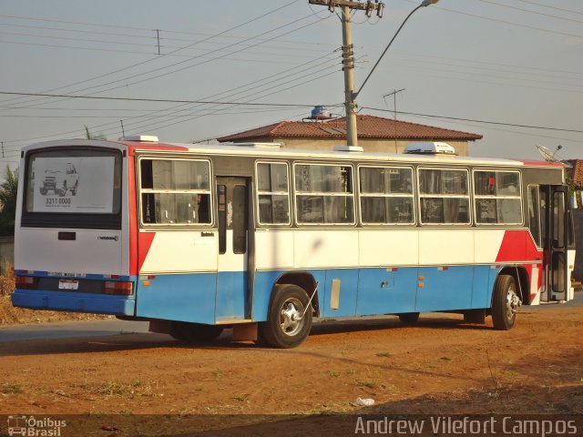 Ônibus Particulares 6504 na cidade de Pirapora, Minas Gerais, Brasil, por Andrew Campos. Número da foto: #2690133.