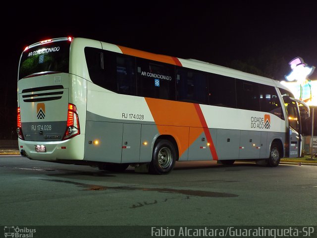 Viação Cidade do Aço RJ 174.028 na cidade de Guaratinguetá, São Paulo, Brasil, por Fabio Alcantara. Número da foto: #2692548.