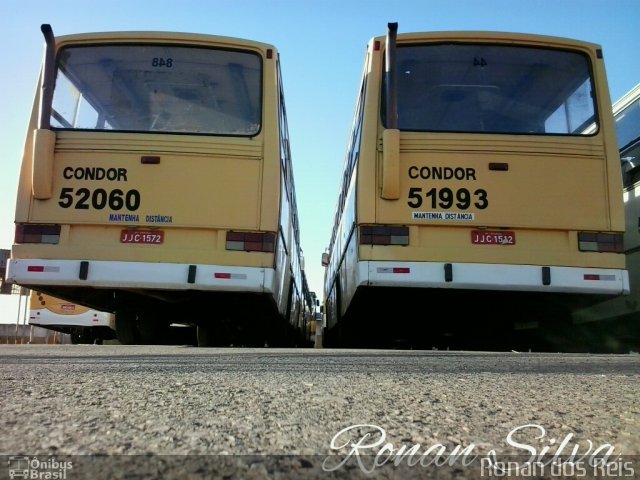 Condor Transportes Urbanos 51993 na cidade de Santa Maria, Distrito Federal, Brasil, por Ronan dos Reis. Número da foto: #2693640.