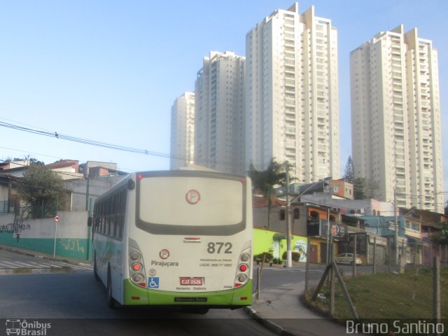 Viação Pirajuçara 872 na cidade de Taboão da Serra, São Paulo, Brasil, por Bruno Santino. Número da foto: #2697430.