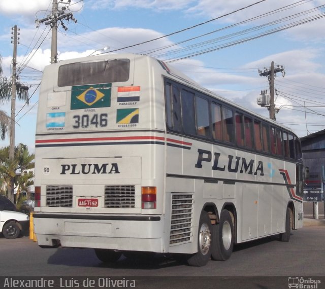 Pluma Conforto e Turismo 3046 na cidade de Botucatu, São Paulo, Brasil, por Alexandre  Luis de Oliveira. Número da foto: #2697664.