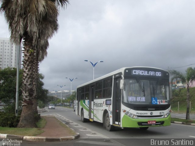 Viação Pirajuçara 871 na cidade de Taboão da Serra, São Paulo, Brasil, por Bruno Santino. ID da foto: 2697423.