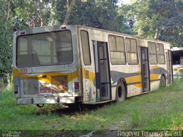 Sucata e Desmanches 533 na cidade de Itapecerica da Serra, São Paulo, Brasil, por Rogério Teixeira Varadi. Número da foto: #2697084.