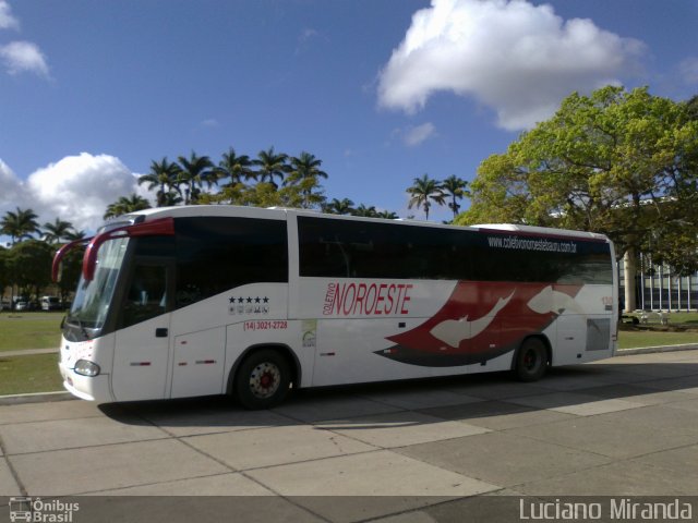 Empresa de Coletivo Noroeste 130 na cidade de Viçosa, Minas Gerais, Brasil, por Luciano Miranda. Número da foto: #2763779.