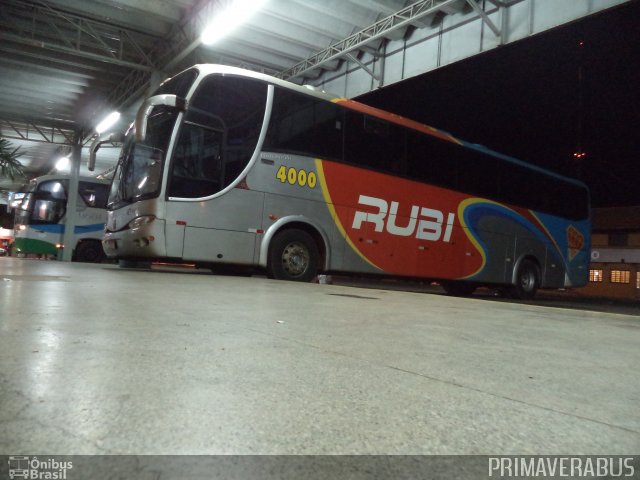 Expresso Rubi 4000 na cidade de Primavera do Leste, Mato Grosso, Brasil, por Alexandre Rodrigo. Número da foto: #2766381.