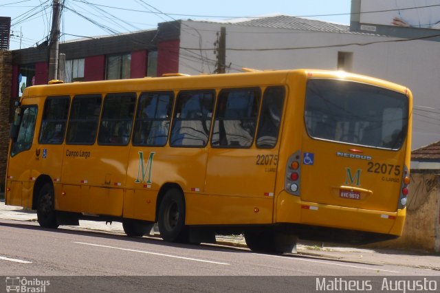 Empresa de Ônibus Campo Largo 22075 na cidade de Curitiba, Paraná, Brasil, por Matheus  Augusto. ID da foto: 2769500.