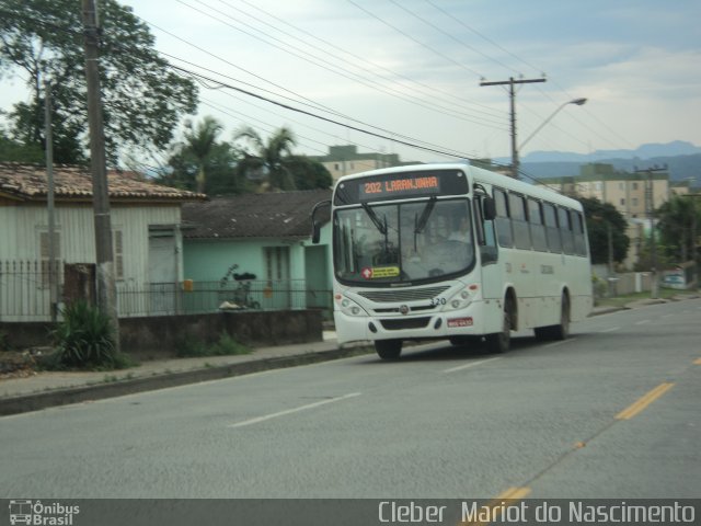 Expresso Coletivo Forquilhinha 320 na cidade de Criciúma, Santa Catarina, Brasil, por Cleber  Mariot do Nascimento. Número da foto: #2770855.