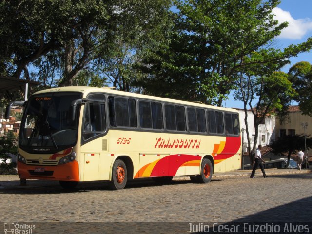 Transcotta Turismo 5125 na cidade de São Pedro dos Ferros, Minas Gerais, Brasil, por Julio Cesar Euzebio Alves. ID da foto: 2772813.