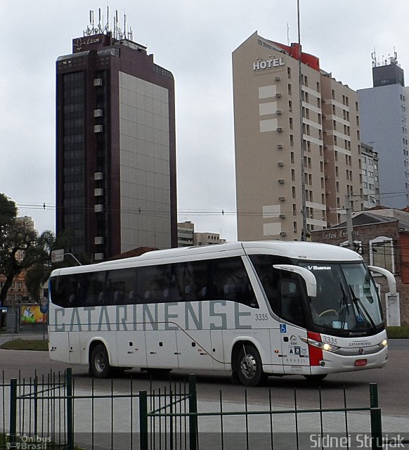 Auto Viação Catarinense 3335 na cidade de Curitiba, Paraná, Brasil, por Sidnei Machado Strujak. Número da foto: #2779193.