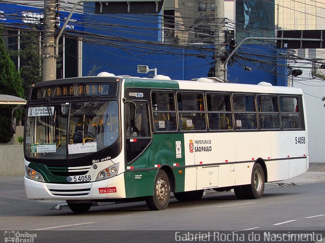 Cooperativa de Transportes Alternativos Nova Aliança 5 4058 na cidade de São Paulo, São Paulo, Brasil, por Gabriel Rocha do Nascimento. ID da foto: 2781107.