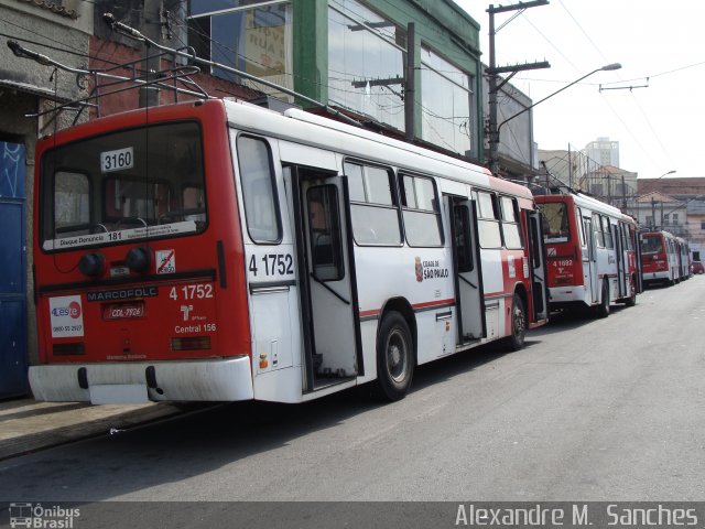 Himalaia Transportes > Ambiental Transportes Urbanos 4 1752 na cidade de São Paulo, São Paulo, Brasil, por Alexandre M.  Sanches. Número da foto: #2784858.