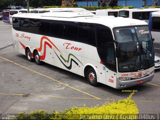 Sany Tour 2200 na cidade de Aparecida, São Paulo, Brasil, por Jerônimo Diniz. ID da foto: 2747352.