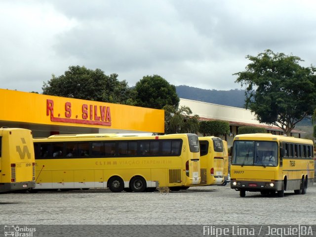 Viação Itapemirim 30077 na cidade de Jequié, Bahia, Brasil, por Filipe Lima. ID da foto: 2747415.