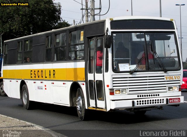 Escolares 9963 na cidade de São Paulo, São Paulo, Brasil, por Leonardo Fidelli. ID da foto: 2785807.