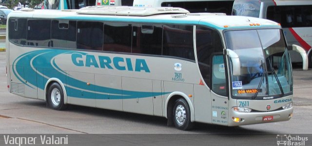 Viação Garcia 7611 na cidade de Foz do Iguaçu, Paraná, Brasil, por Vagner Valani. Número da foto: #2788262.