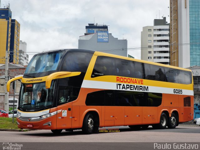 Viação Itapemirim 6025 na cidade de Curitiba, Paraná, Brasil, por Paulo Gustavo. ID da foto: 2788225.