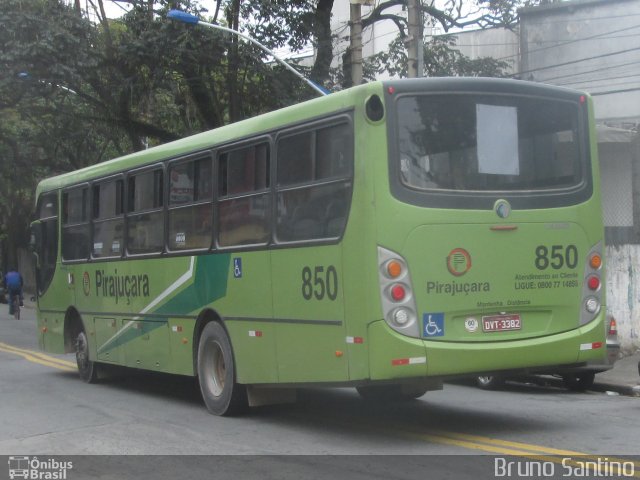 Viação Pirajuçara 850 na cidade de Taboão da Serra, São Paulo, Brasil, por Bruno Santino. Número da foto: #2790722.